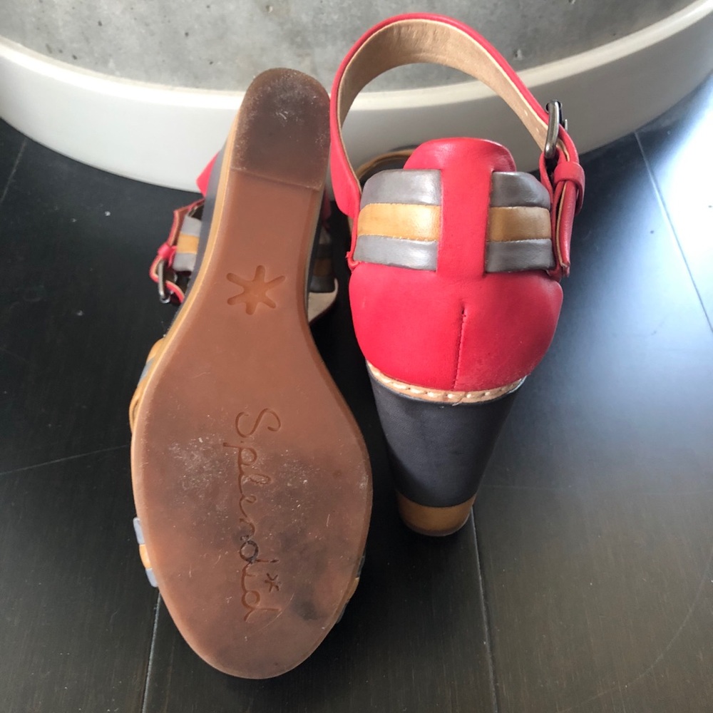 Splendid Wedges - Picture 4 of 4